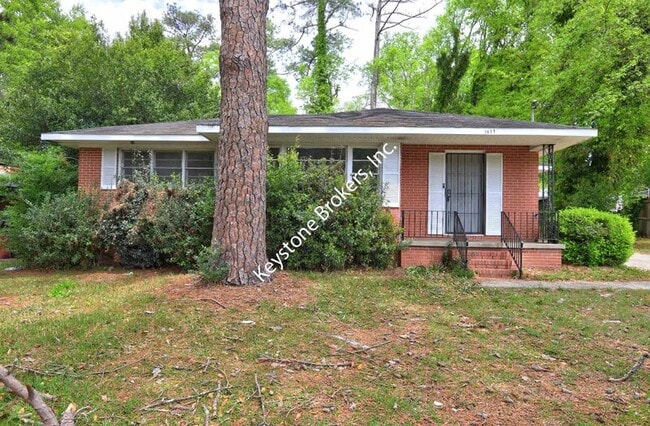 Photo - 2634 Tredway Dr House