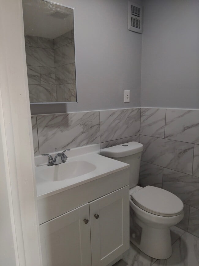 Photo - 2135 S 8th St Unidad 3