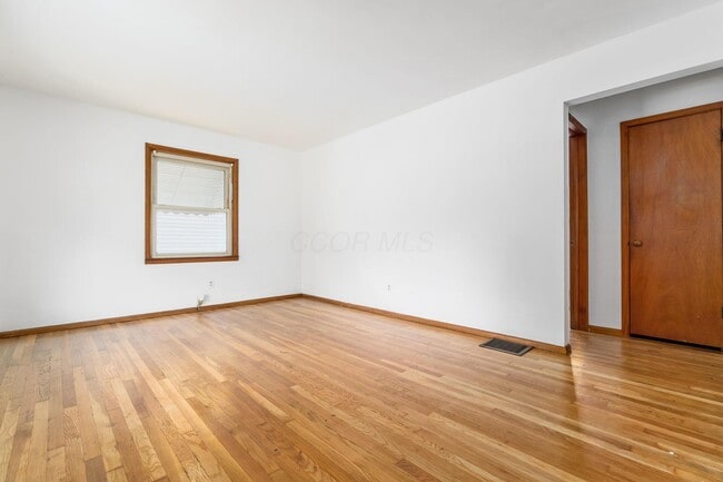 Photo - 672 E Mithoff St