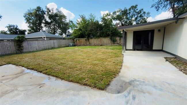 Photo - 4106 Clovernook Ln