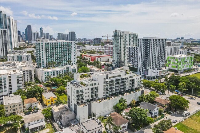 Photo - 321 NE 26th St Unit 508