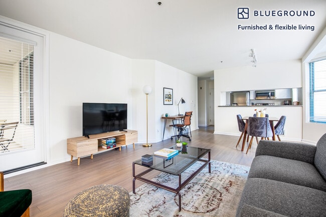 Photo - 2 Townsend St Unit FL3-ID395