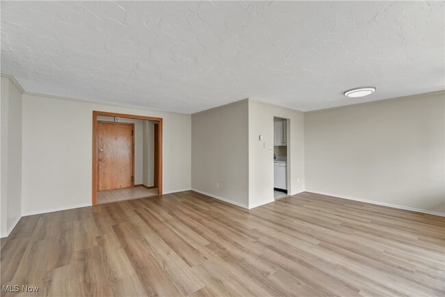 Photo - 12900 Lake Ave Unidad 1707