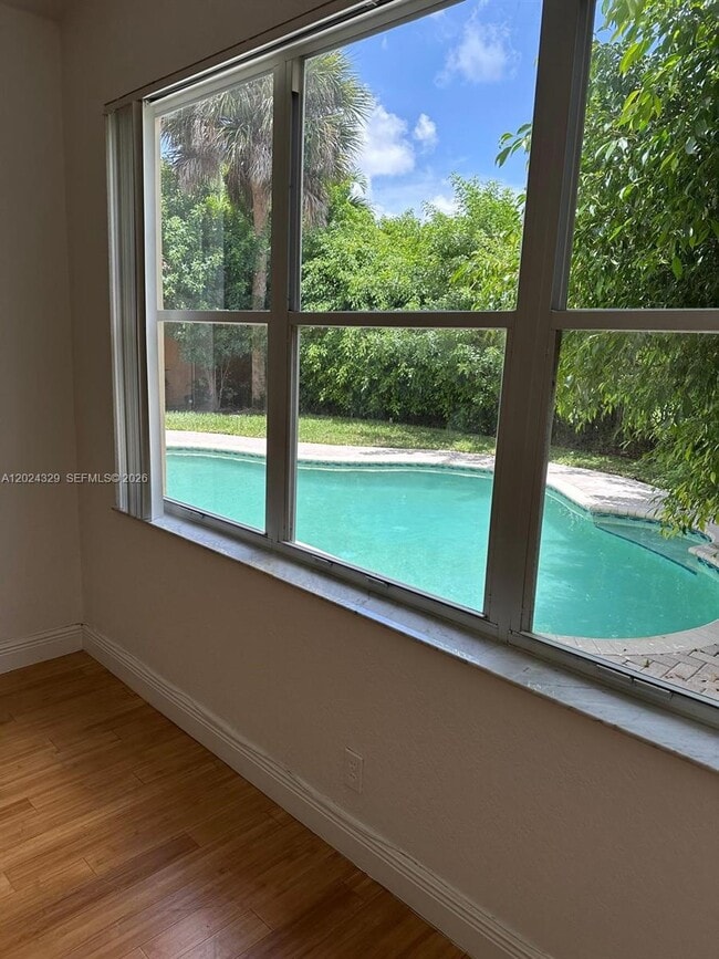 11090 Baybreeze Way