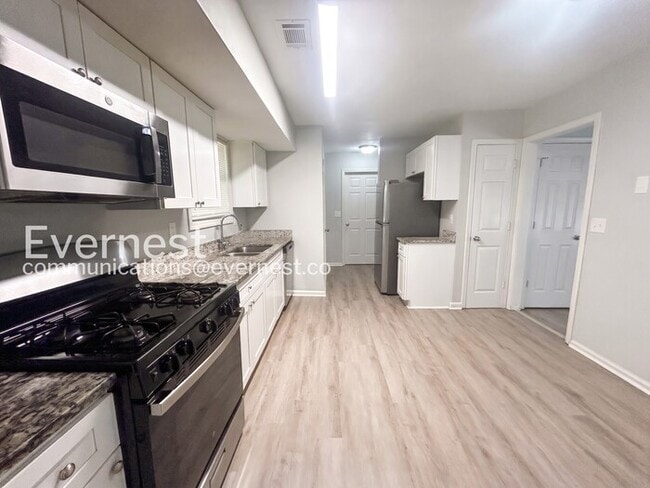 Photo - 1533 Northcut Ct