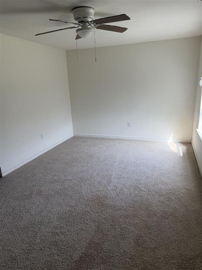 Photo - 3528 E Richmond Rd