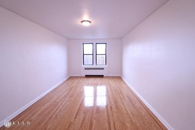 Building Photo - 1 bedroom in REGO PARK NY 11374 Unit 1B Rental