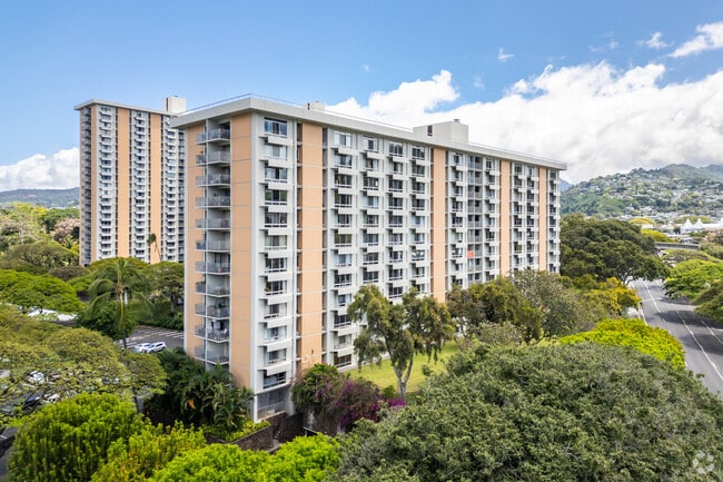 Photo - Queen Emma Gardens Apartments