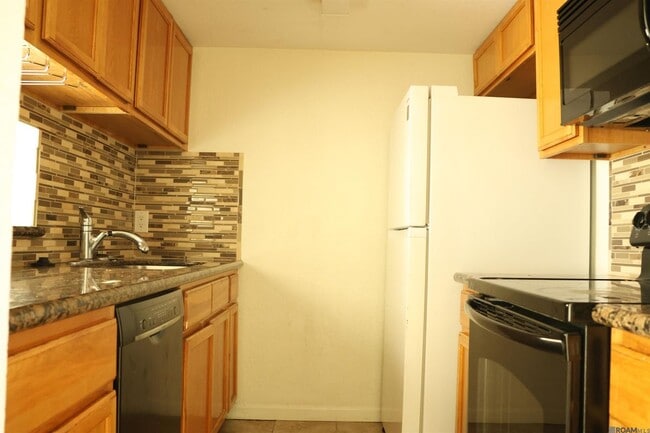 Photo - 10298 W Winston Ave Unit 7