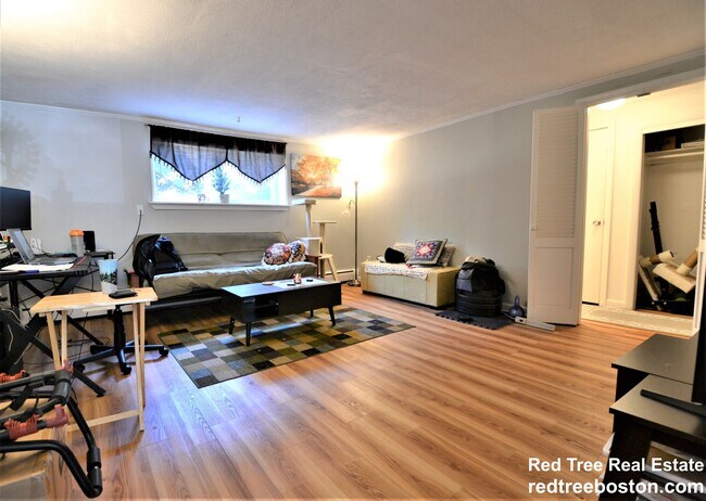 Photo - 58 Bryon Rd Unit 1