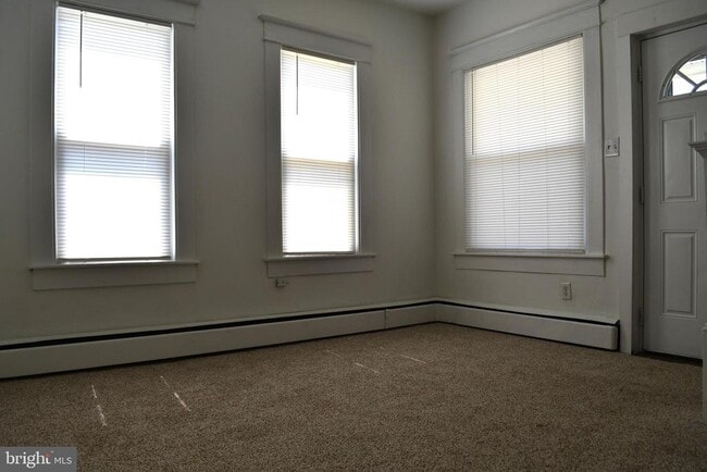 Photo - 4 E Milby St