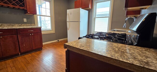 Photo - 221-221 Quail St Unit 2 - 2nd Floor