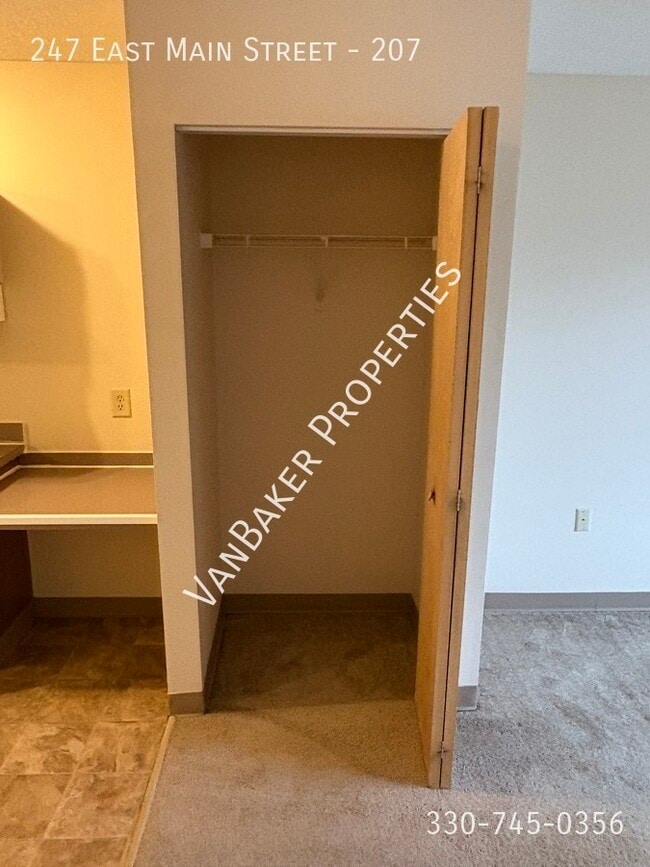 Photo - 247 E Main St Unit 207