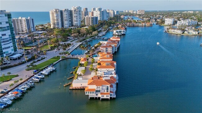 Photo - 4000 Gulf Shore Blvd N Unit 1400