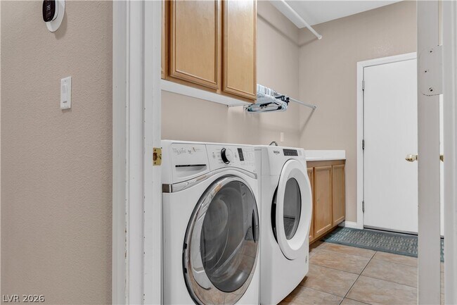 Photo - 3069 Regal Cove St