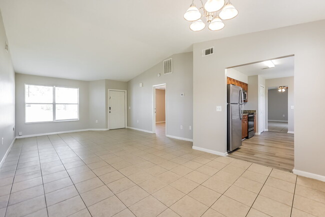 Photo - 2122 SE 6th Ln