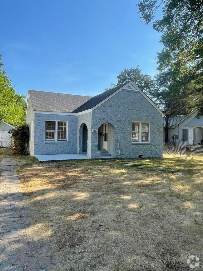 Building Photo - Rock 2 Bedroom home for Rent