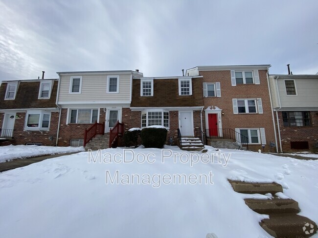 Building Photo - 1105 James Madison Cir Rental