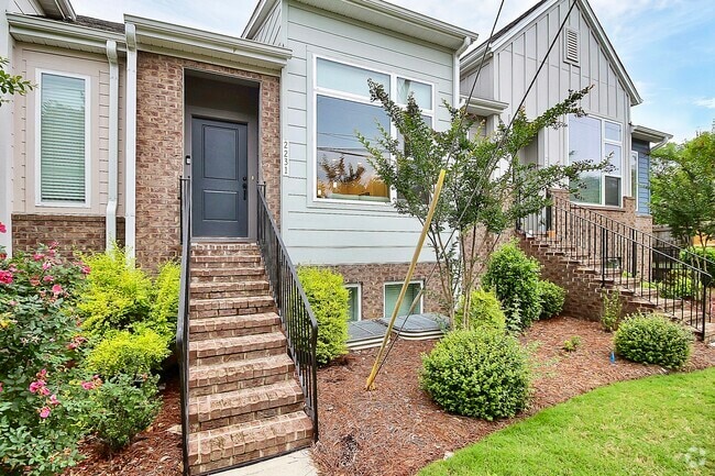 Building Photo - 2231 Statesville Ave Rental