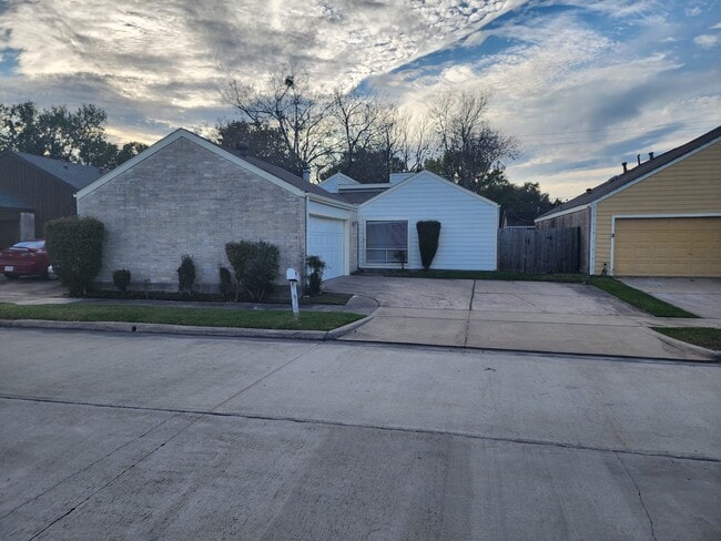 Building Photo - 12534 Riva Ridge Ln