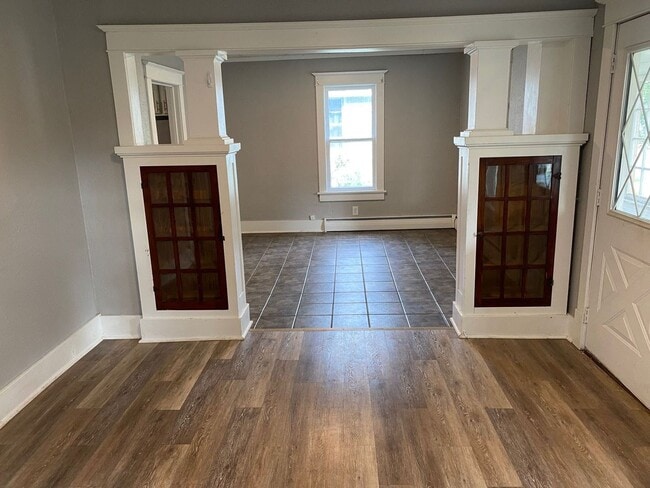 3 bed 1 bath single family home in Rhinela... - 3 bed 1 bath single family home in Rhinela...
