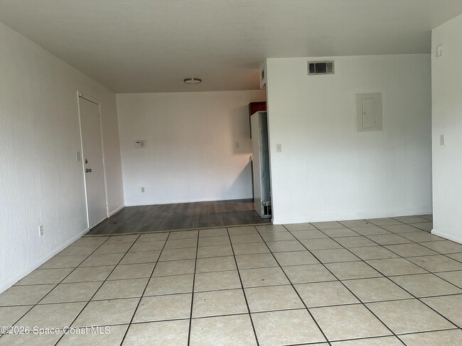 Photo - 2130 Forest Knoll Dr NE Unidad 202