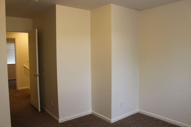 Photo - Bright & Inviting Wellington Townhome