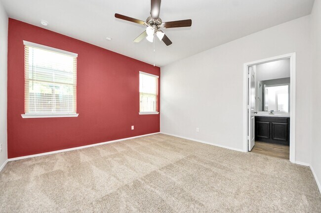 Photo - 7822 London Tower Ln