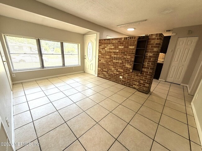 Photo - 7152 Koleda Dr