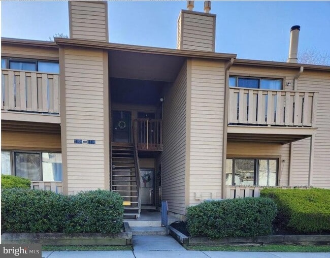 Building Photo - 2115 Woodhollow Dr Unit 2115