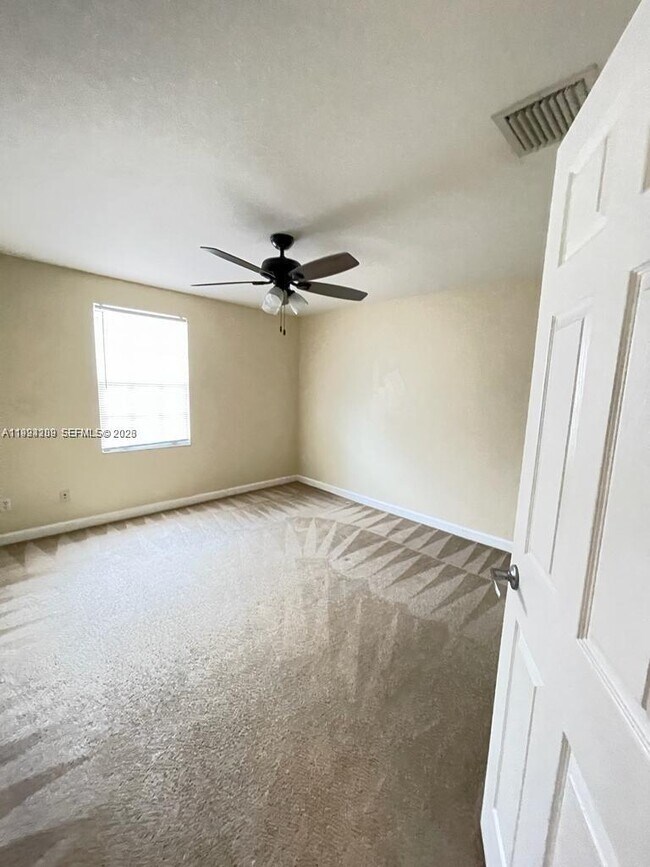 Photo - 19183 N Hibiscus St