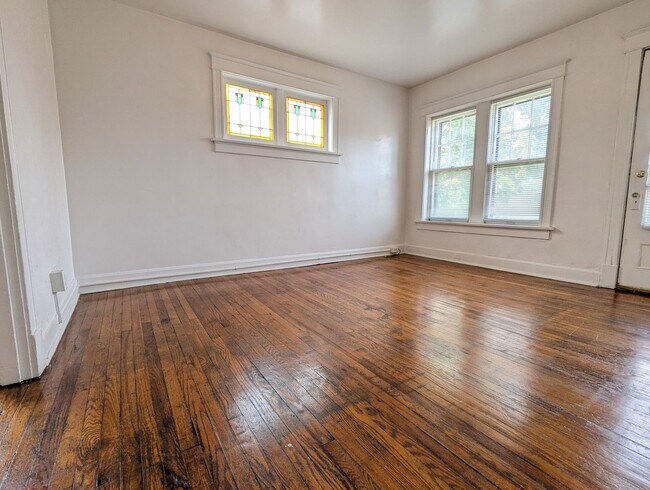 Photo - 2152-2154-2154 Geyer Ave Unidad 2154 - 2FL