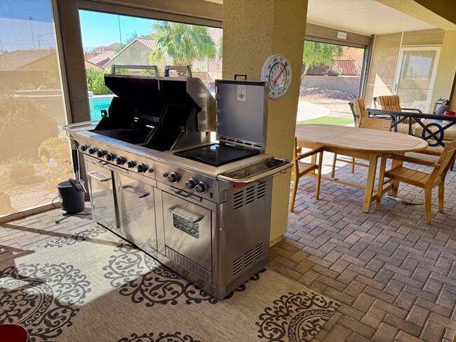 Outdoor Kitchen - 1582 Smoke Signal Ct
