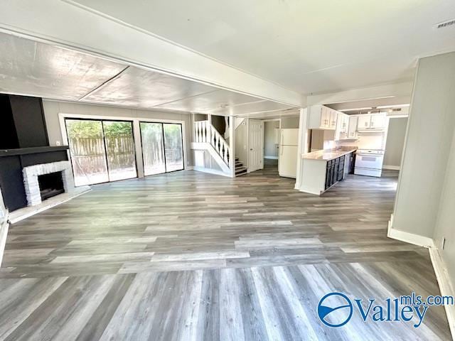 4216 Chalet Cir NW