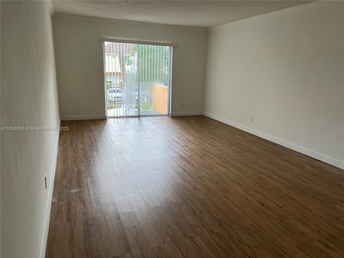 Photo - 17901 NW 68th Ave Unit 202