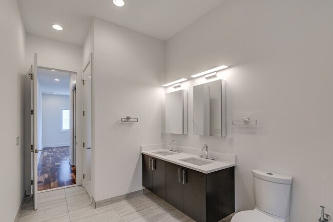 Photo - 322 Potts St