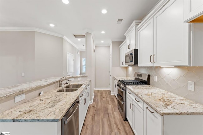 Photo - 327 Nettle Ln