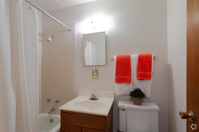 1BR, 1BA - Alcove
