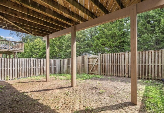 Photo - 8229 Glade Bank Dr