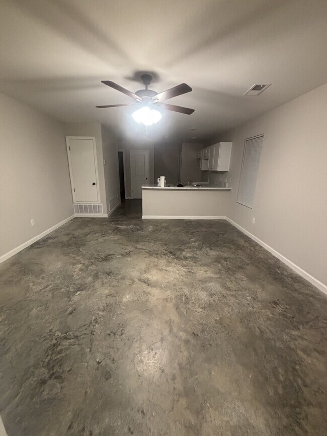 "Charming 4-Bedroom Retreat with 2 Full Baths on Sunny View Drive!"