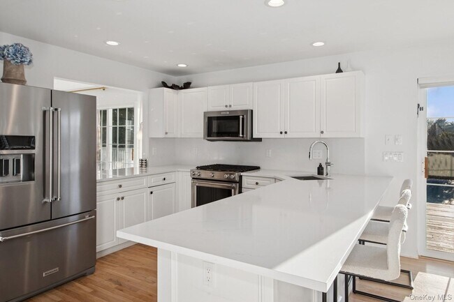 Photo - 62 Sea Farm Ln