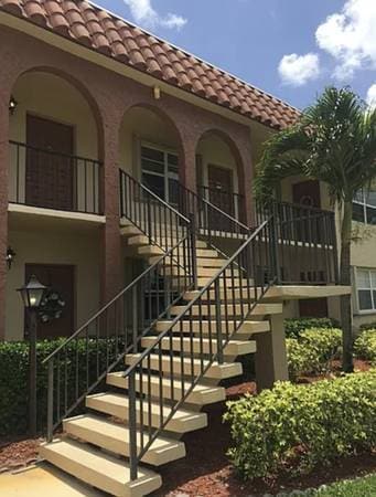 2nd floor unit - 2600 S Kanner Hwy Condo Unit J11