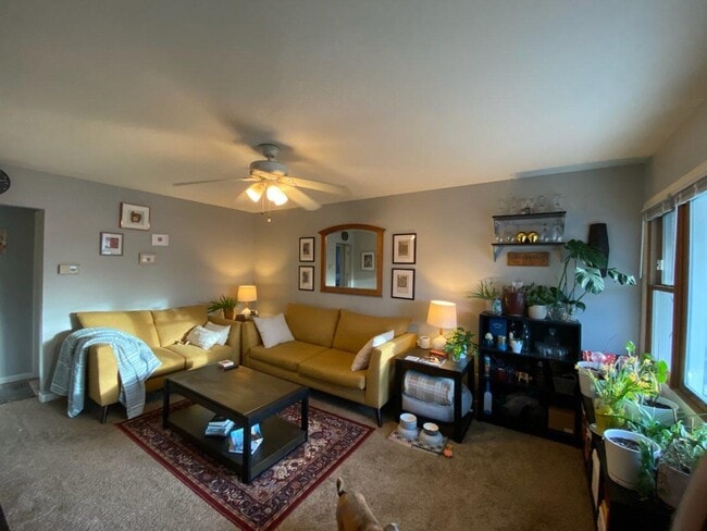 Photo - 3319 Lotheville Rd