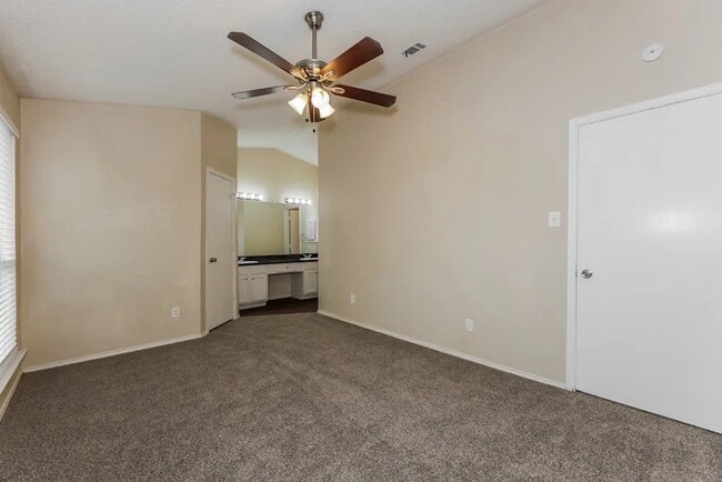 Photo - 1459 Thistlewood Ln