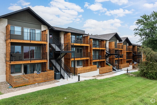Building Photo - Briar Hill Rental