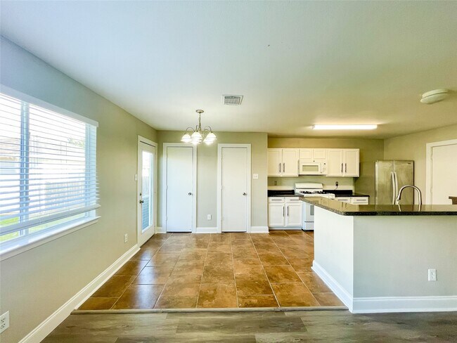 Photo - 11913 Longwood Garden Way