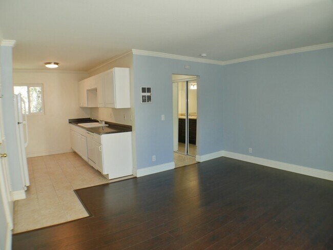 2850 Reynard Way