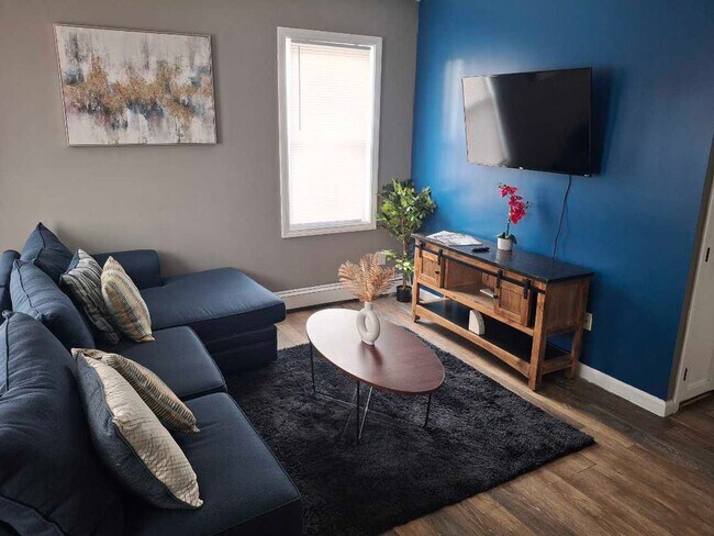 Building Photo - 3 Salmon St Unit ID1373645P