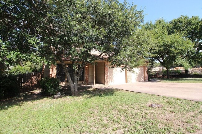 Photo - 9002 Sanger Dr Unit A