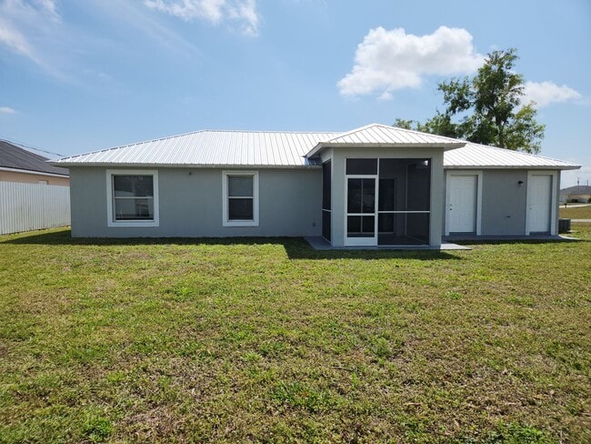 Photo - 827 NE 23rd Terrace